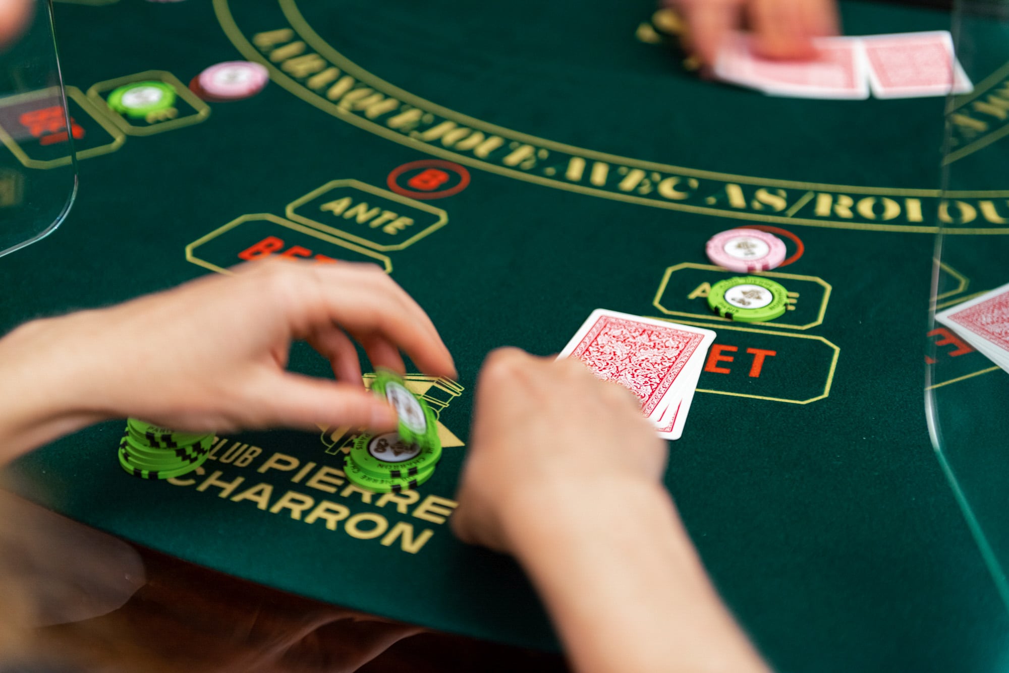 Top Reasons Players Prefer Casino Games Online Over Land Casinos