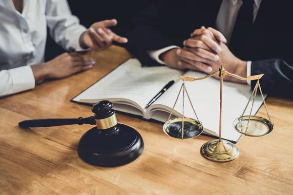 What to Expect from High Quality Real Estate Law Services