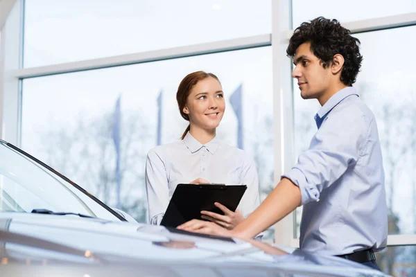 Discover Trusted Ford Dealerships in Wisconsin Near You