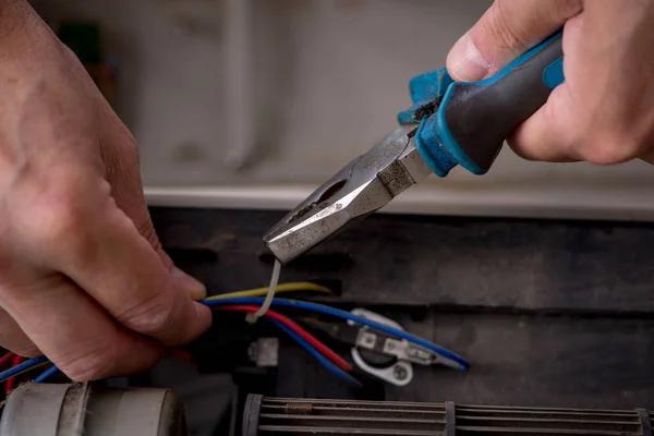 A Homeowner’s Checklist for Frisco AC Troubleshooting and Repairs